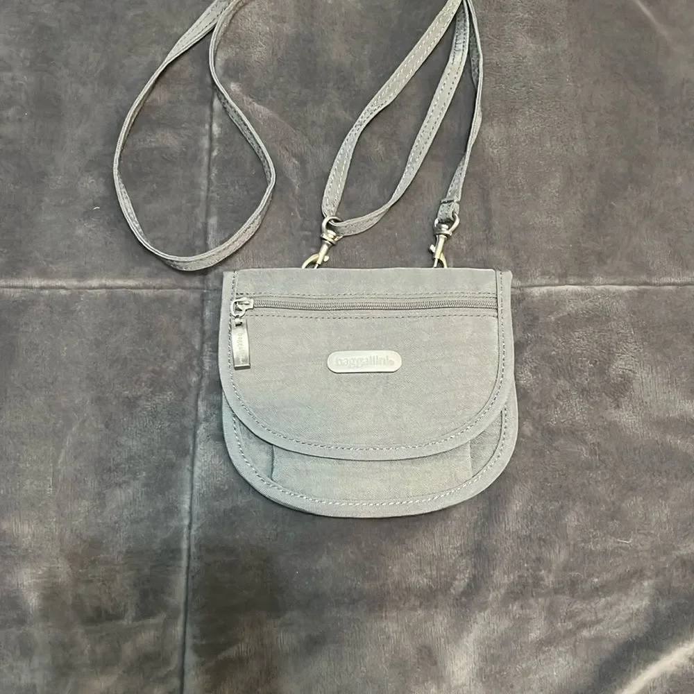 Baggallini Gray Belt Bag Adjustable Crossbody Multi Use Bag Wallet Women Unisex